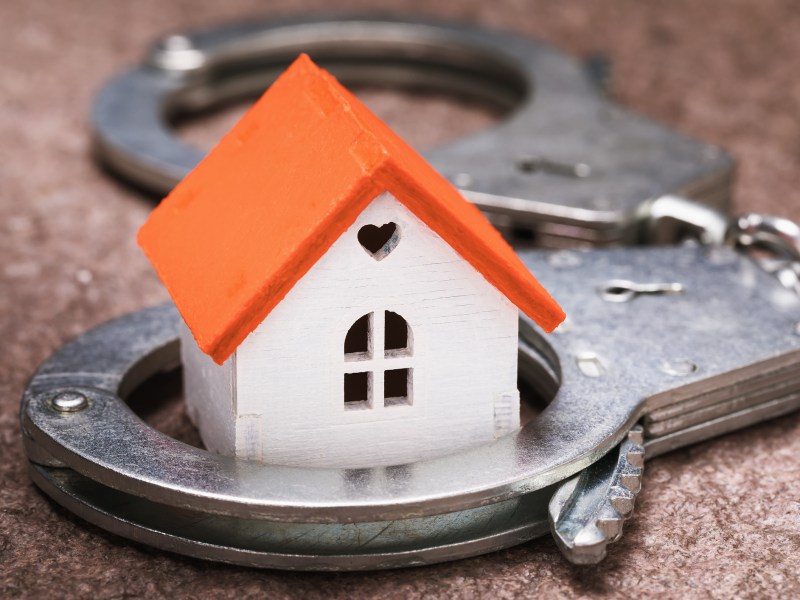 The California Department of Real Estate recently issued a warning about a growing number of scammers trying to sell vacant homes and land they don't own. 
Photo courtesy Getty Images.