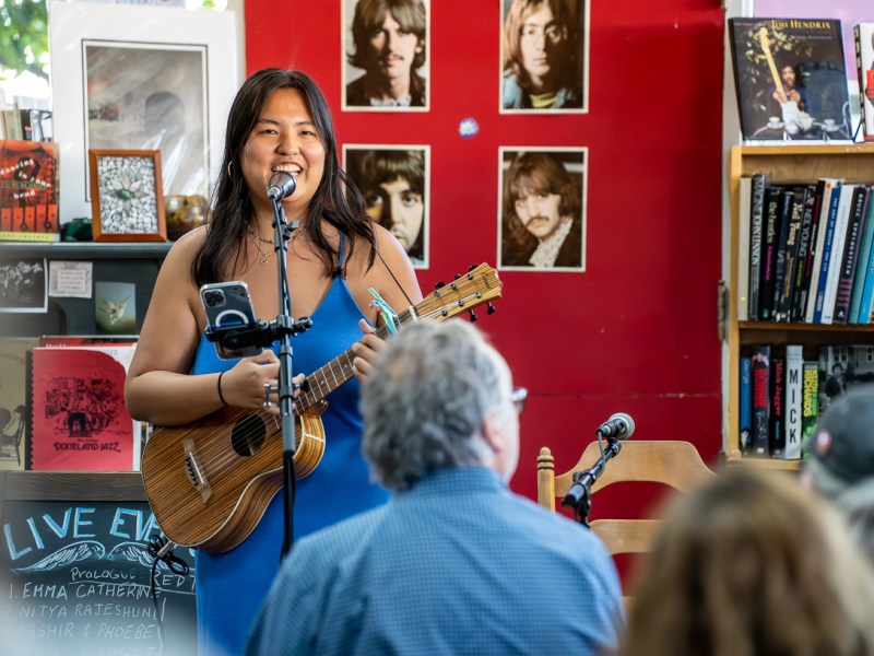 Books and beyond: Longtime Menlo Park bookshop Feldman’s has become a flourishing community hub